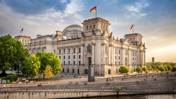 DACHSER & KOLB: Berlin - Hautstadt der Bundesrepublik